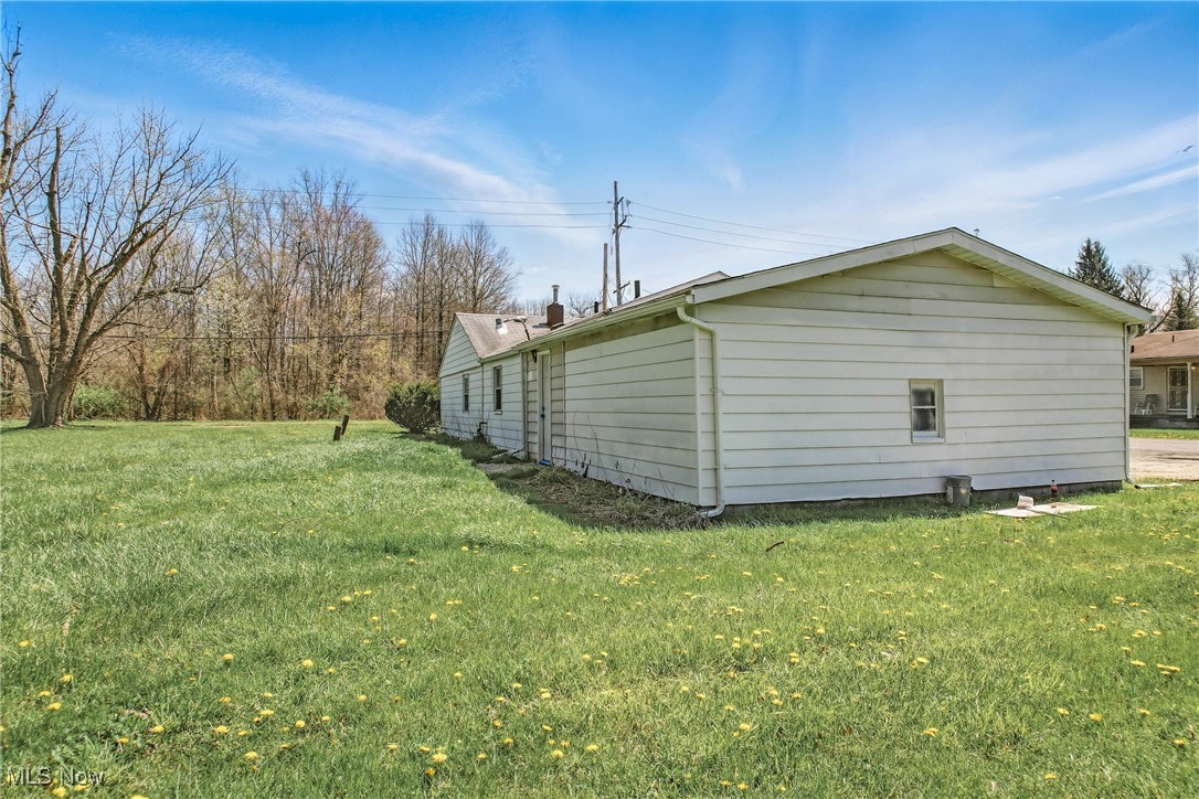 2258 Jacobs Road, Youngstown, Ohio image 8