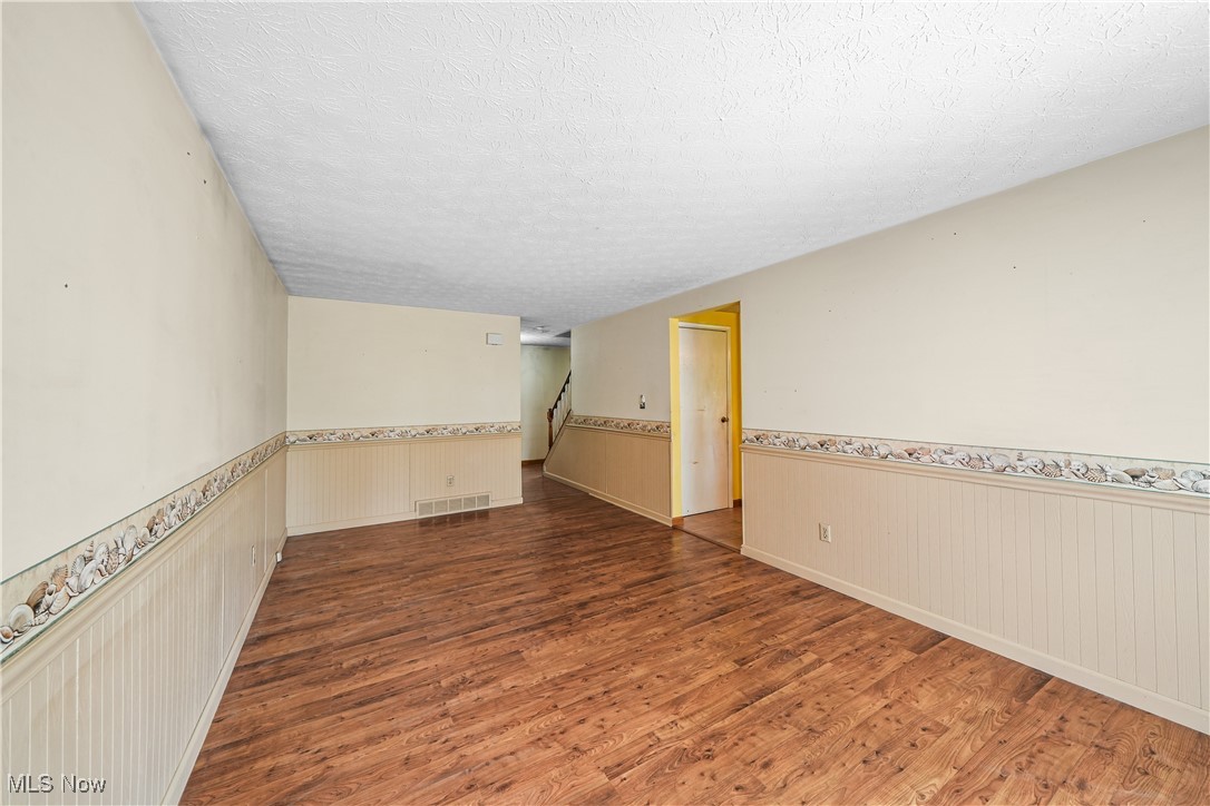 Aurora Shores Condo - Residential