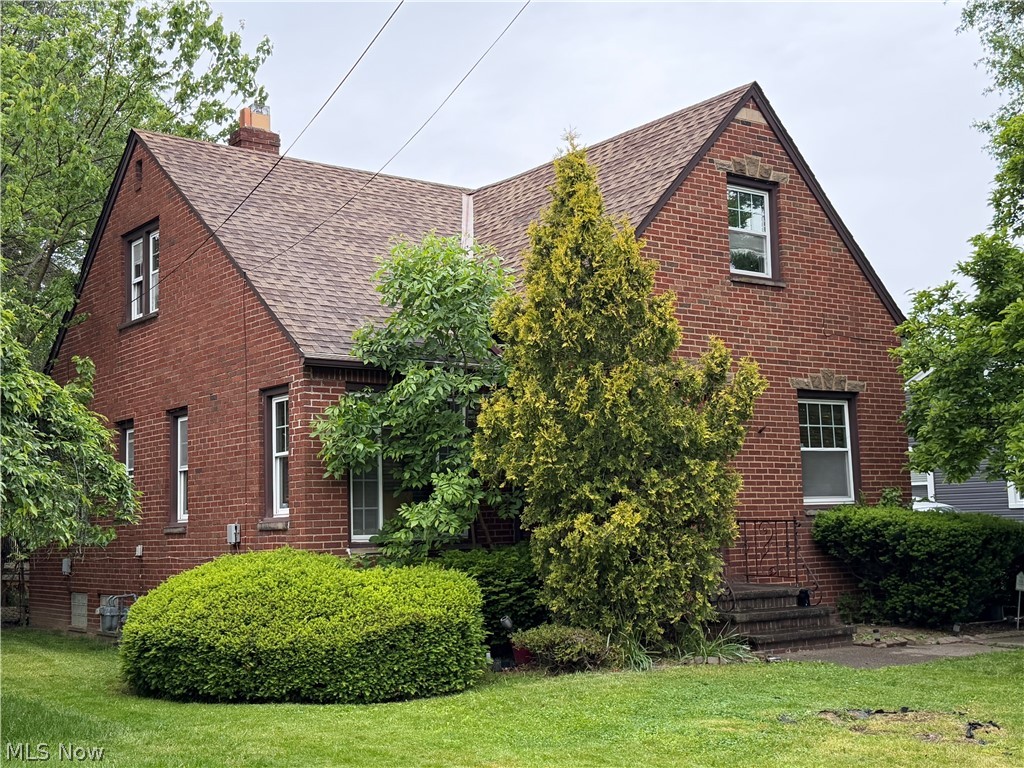 5916 Pearl Road