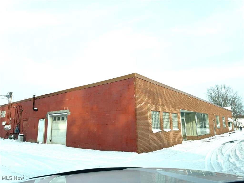 Windham - Commercial Sale