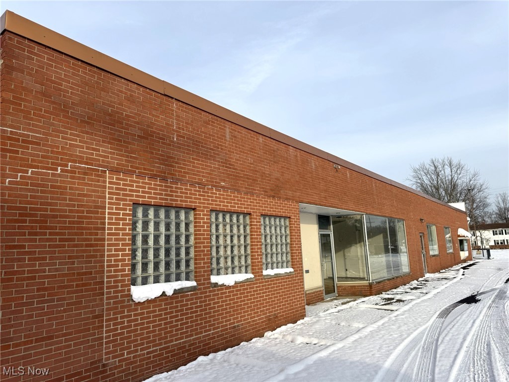 Windham - Commercial Sale