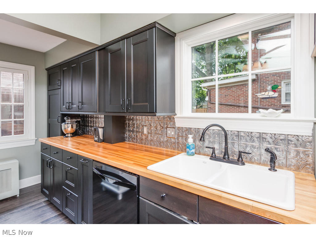 Elmhill Estates Cos Allotment - Residential