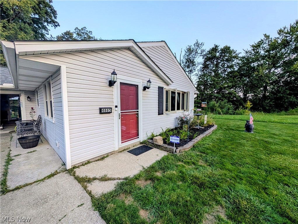 4885 Robinwood Drive