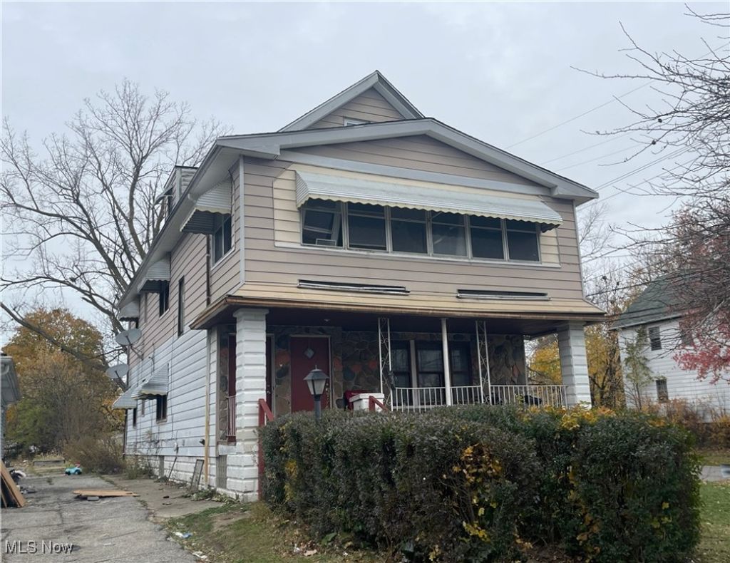 Photo of 12313 Rexford Avenue, Cleveland, OH 44105 (MLS # 5174220)