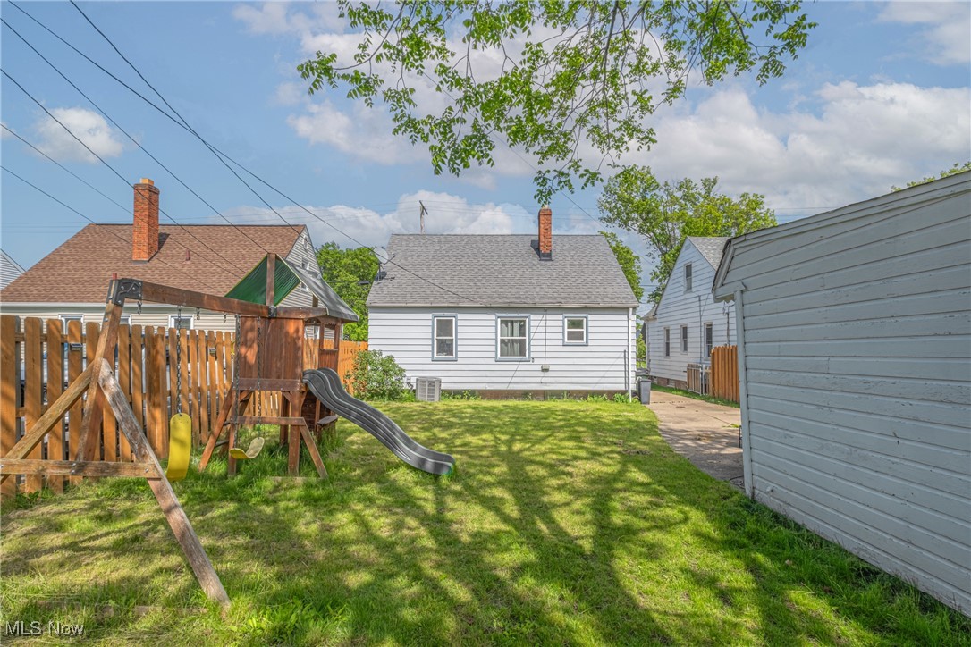 6158 W 54th Street, Parma, Ohio image 6