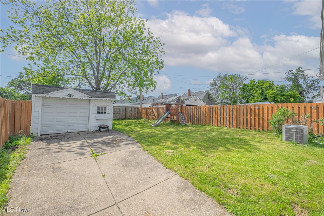 6158 W 54th Street, Parma, Ohio image 7