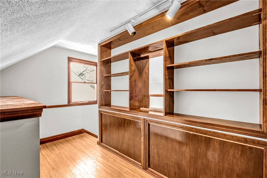 6158 W 54th Street, Parma, Ohio image 22
