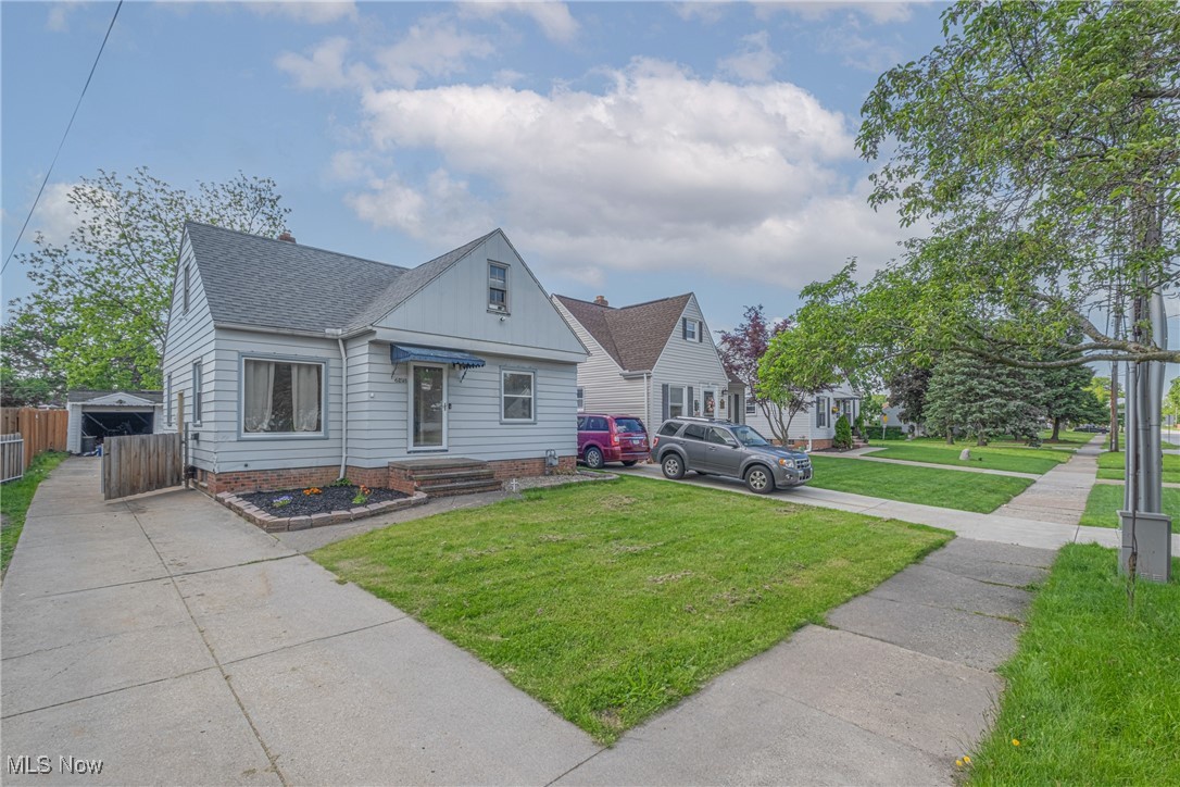 6158 W 54th Street, Parma, Ohio image 4