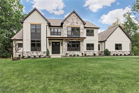 2678 Rocky Ridge Drive Westlake OH 44145