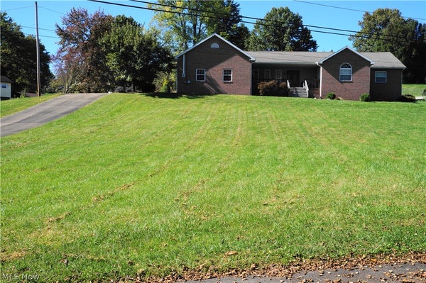 55 BONITA CIR, PARKERSBURG, WV 26104 - Image cbdede18b85222bd4e5f21df5b947ba1/2582621647