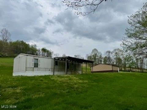 16530 County Road 297 Conesville OH 43811