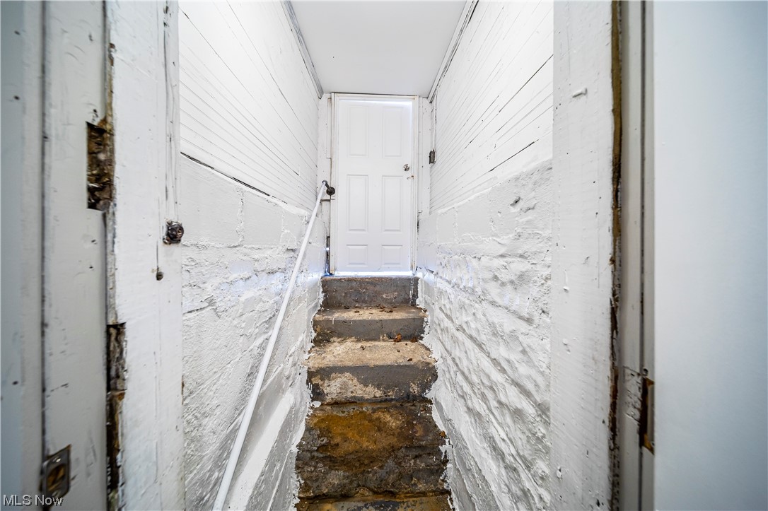 Connecticut Western Reserve - Residential