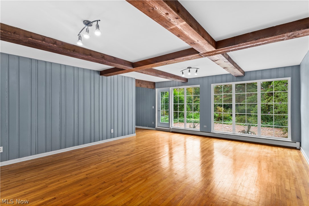 Mayfield 01 - Residential