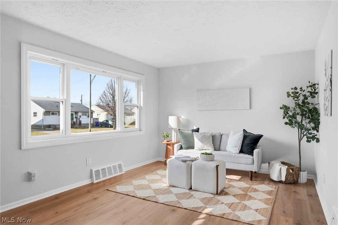 Hummel Snow 01 - Residential