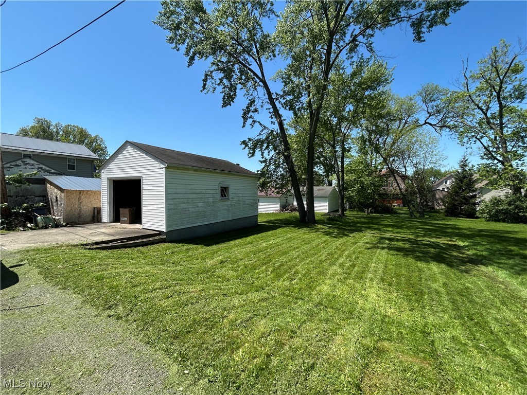 324 Williams Court, Girard, Ohio image 6