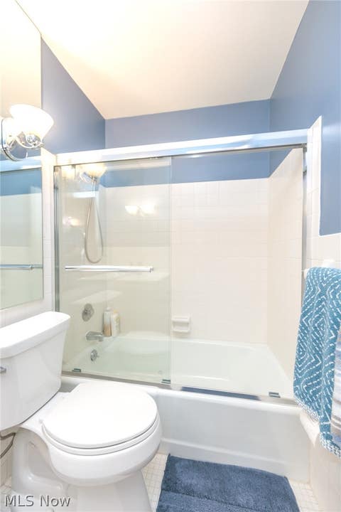 Tiny photo for 2112 Acacia Park Drive #501, Lyndhurst, OH 44124 (MLS # 5238955)