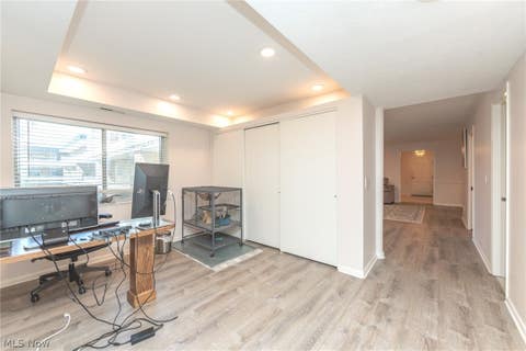 Tiny photo for 2112 Acacia Park Drive #501, Lyndhurst, OH 44124 (MLS # 5238955)