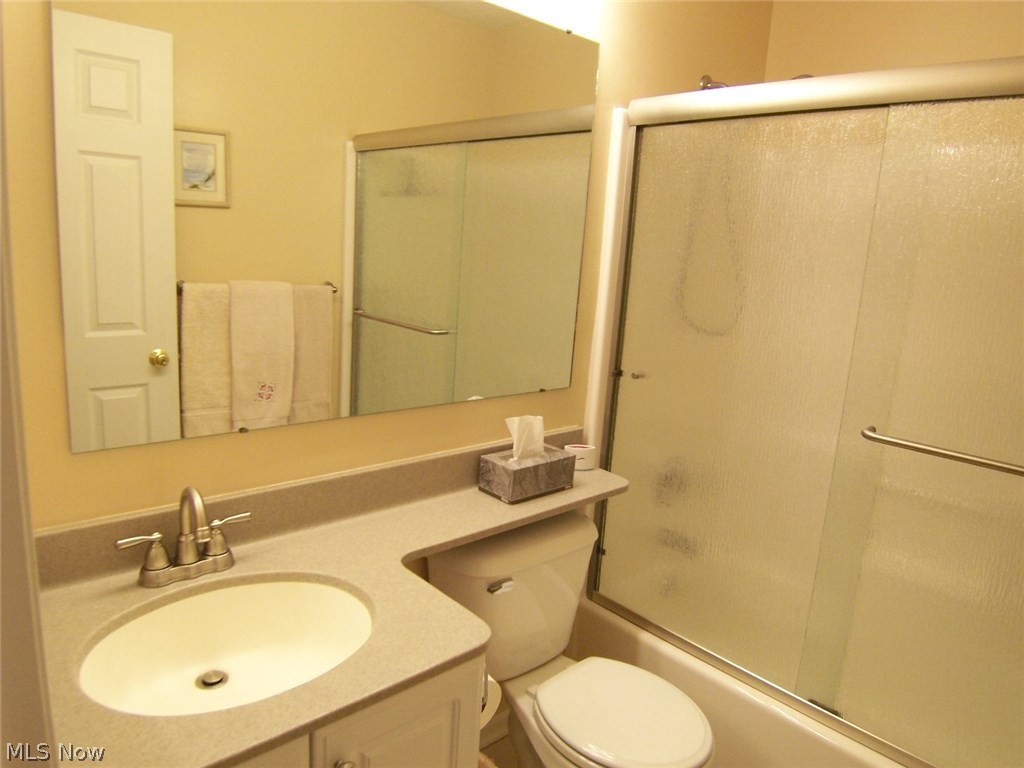 Woodbury Condo - Residential