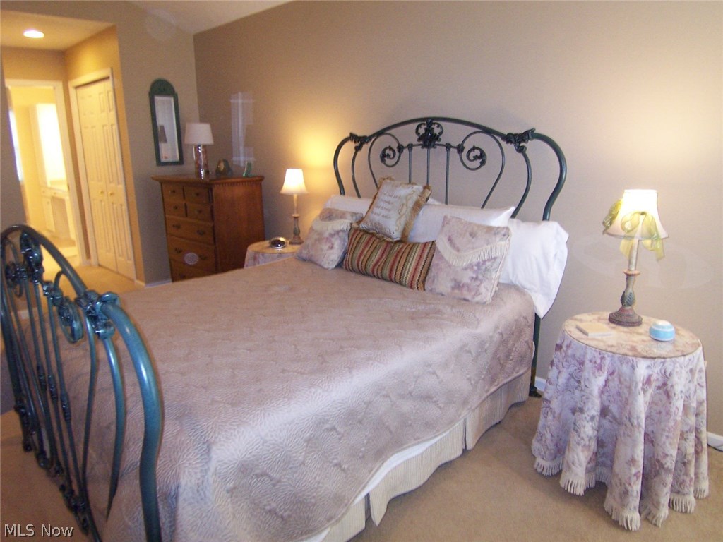 Woodbury Condo - Residential