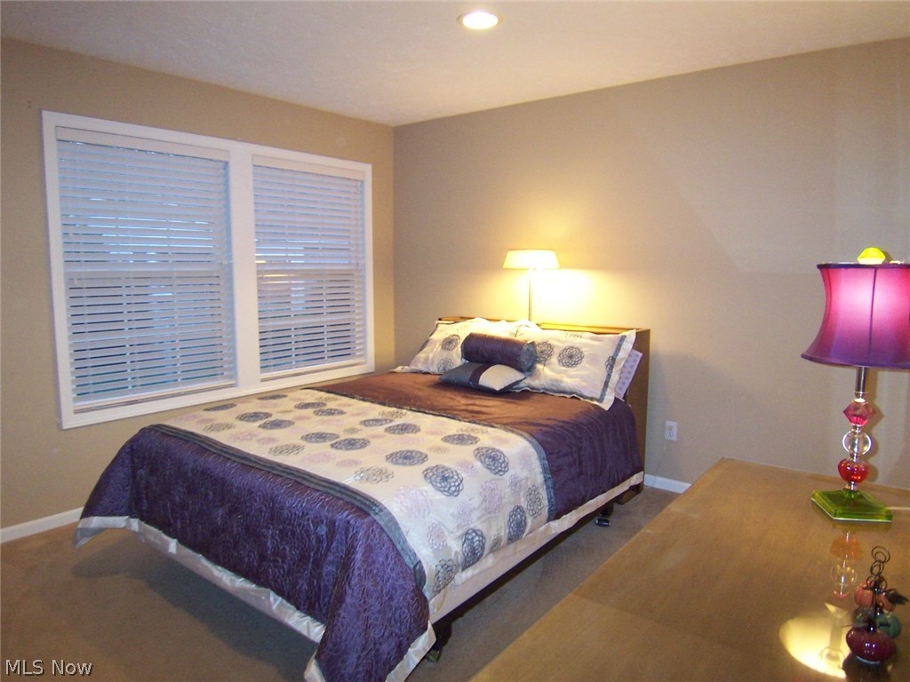 Woodbury Condo - Residential