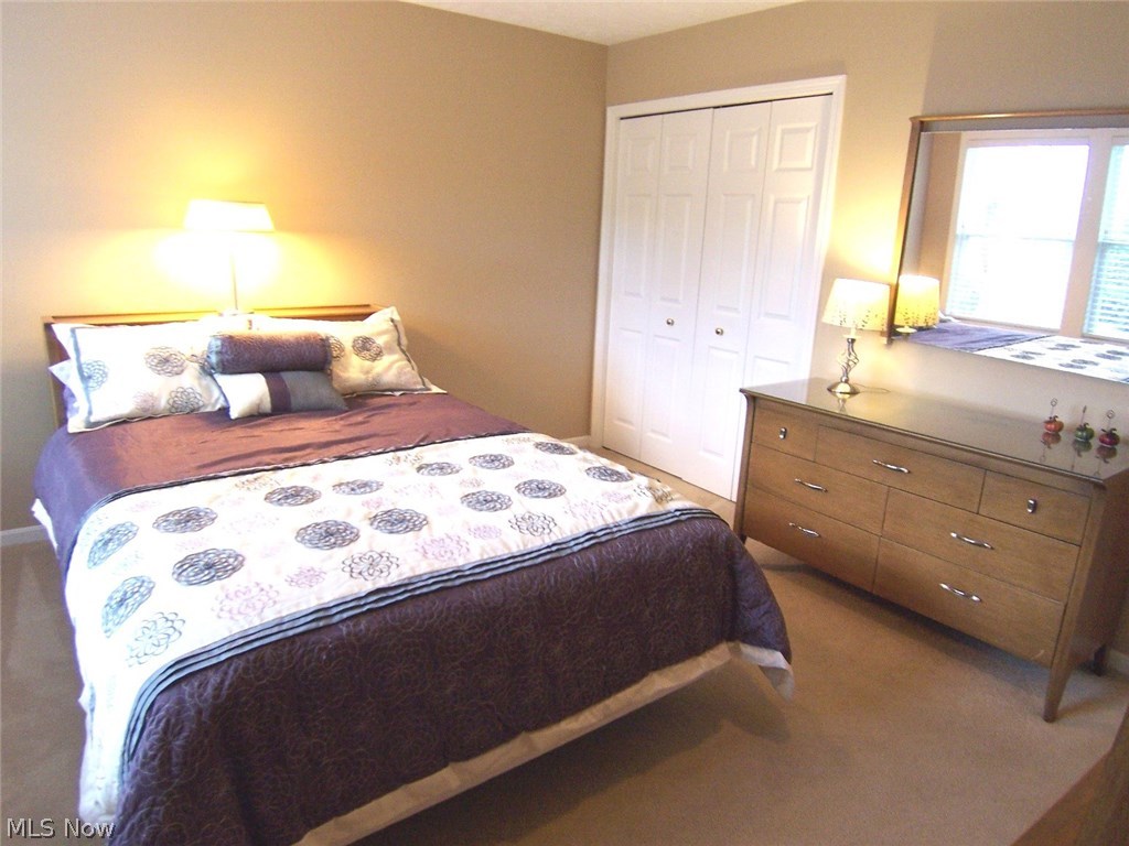 Woodbury Condo - Residential