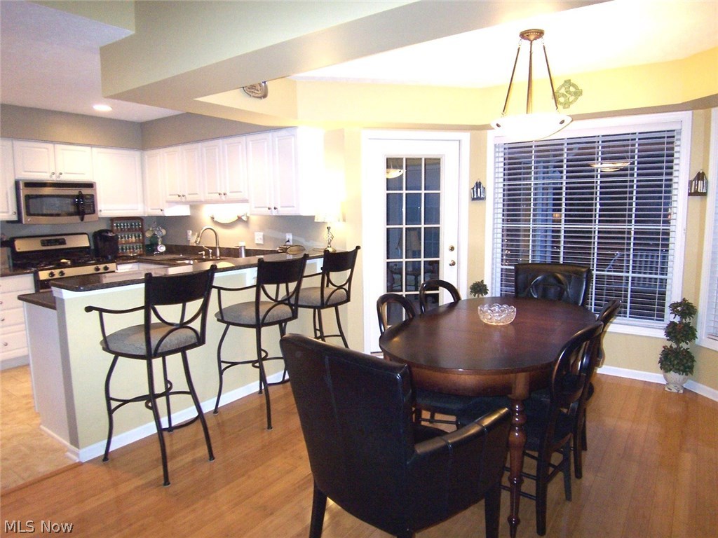 Woodbury Condo - Residential