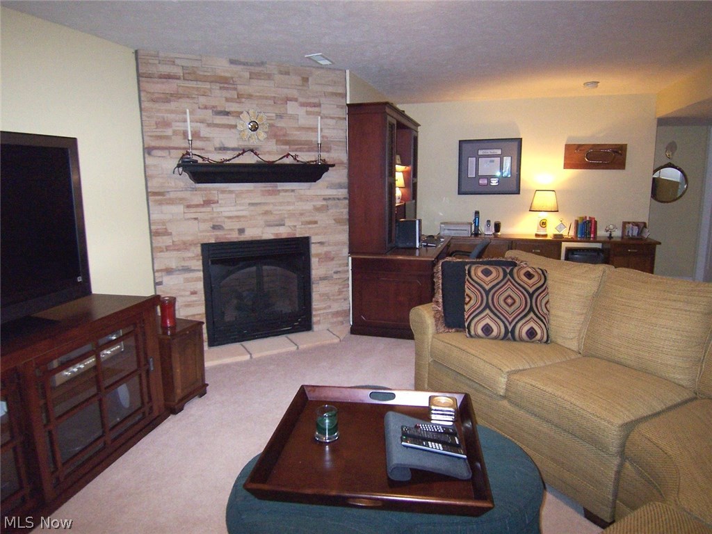 Woodbury Condo - Residential