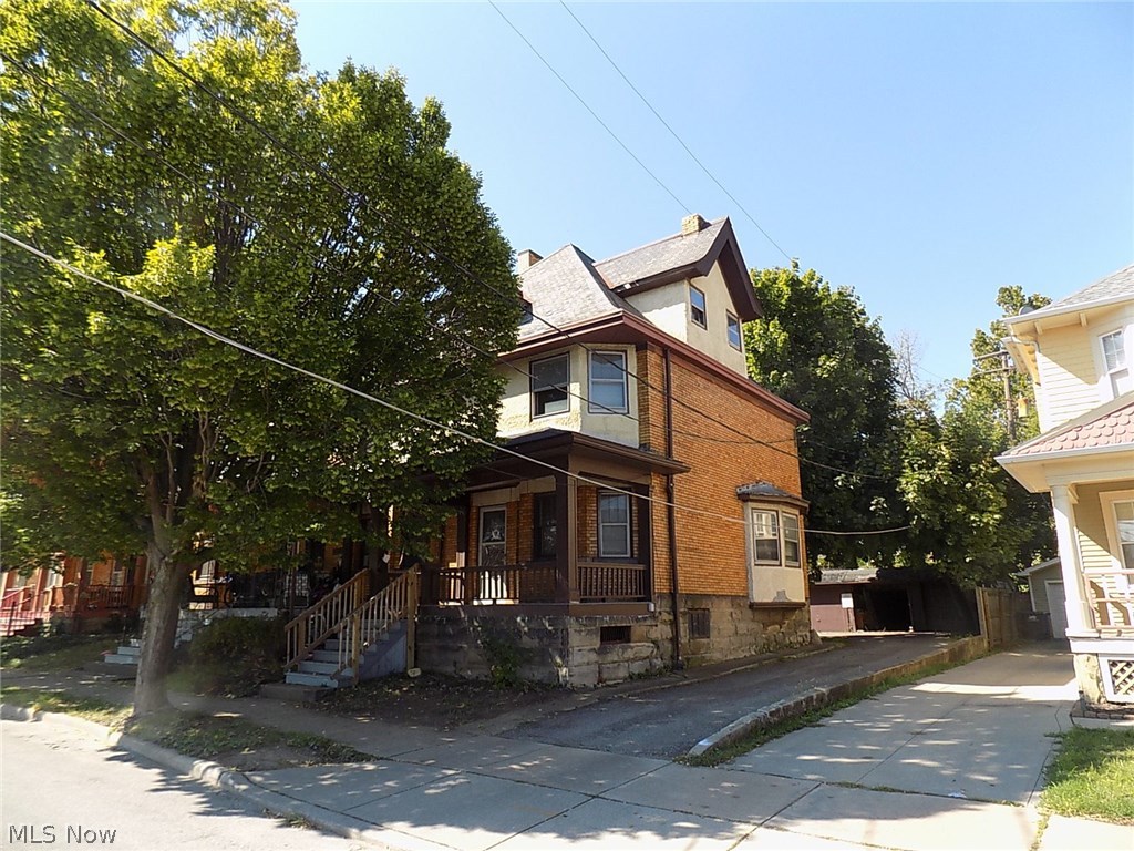 Henry Bench Sub - Residential