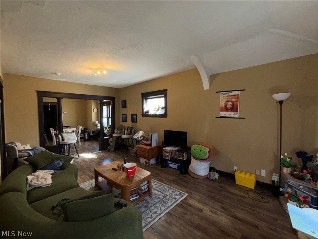 3802 Poe Avenue