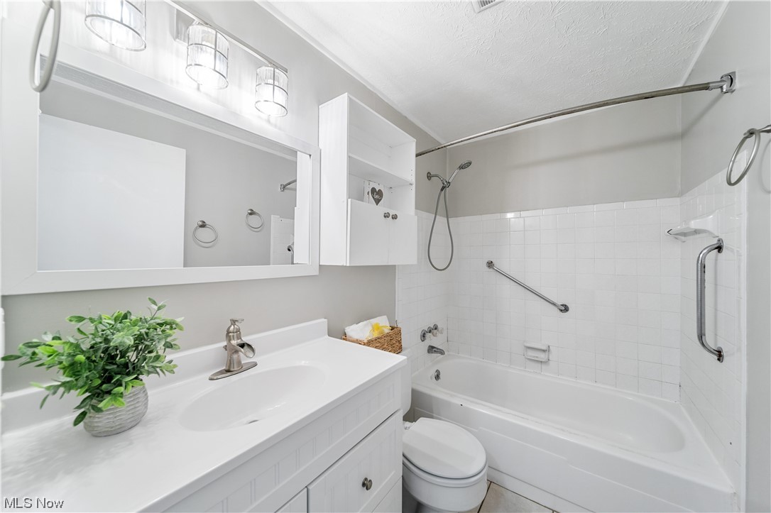 Western Reserve Condo - Residential