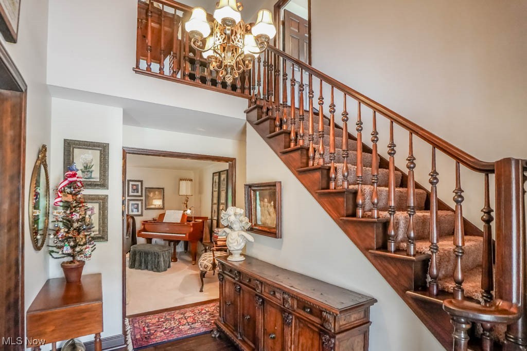 2758 Coventry Lane, Canton, Ohio image 2