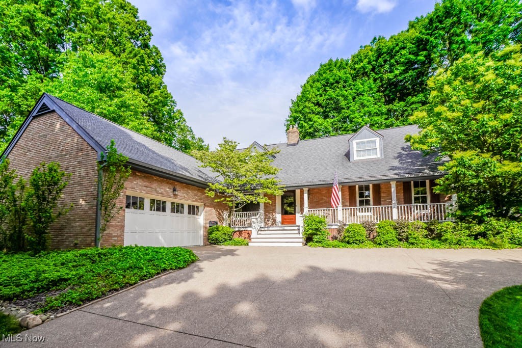 2758 Coventry Lane, Canton, Ohio image 1