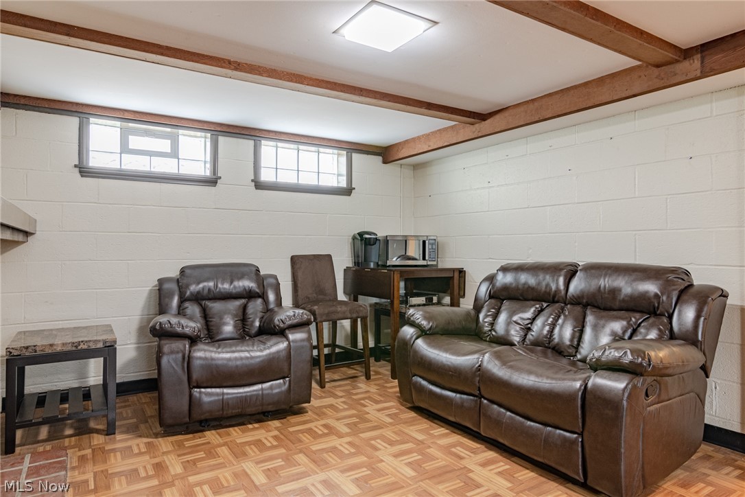 Royal Acres - Residential