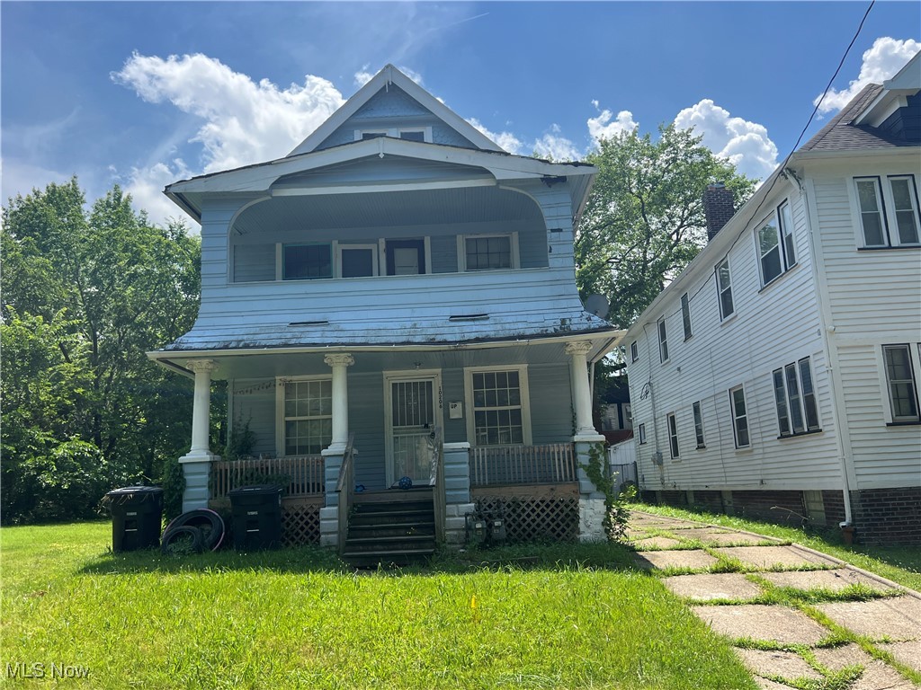 Great Opportunity for Investors or Owner-Occupants!
This up/down duplex is being sold as-is and offers excellent potential for value-add improvements. The upper unit includes access to the attic, with the possibility for expansion or even creating a third unit with additional work. A versatile property with multiple investment angles—don’t miss out!