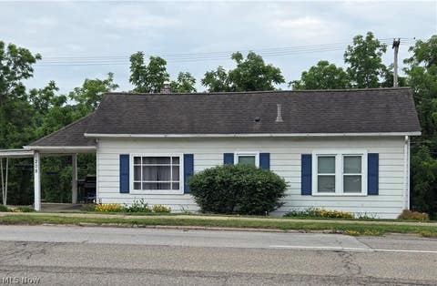 Homes For Rent - 208 W Main Street<br/> New Concord, OH 43762