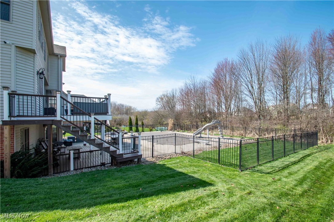 8021 Grayson Drive, Canfield, Ohio image 46