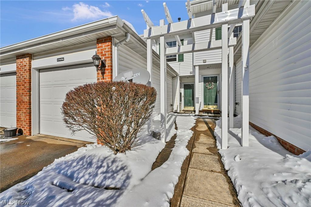 Photo of 15496 Shaleside Court, Cleveland, OH 44130 (MLS # 5188582)