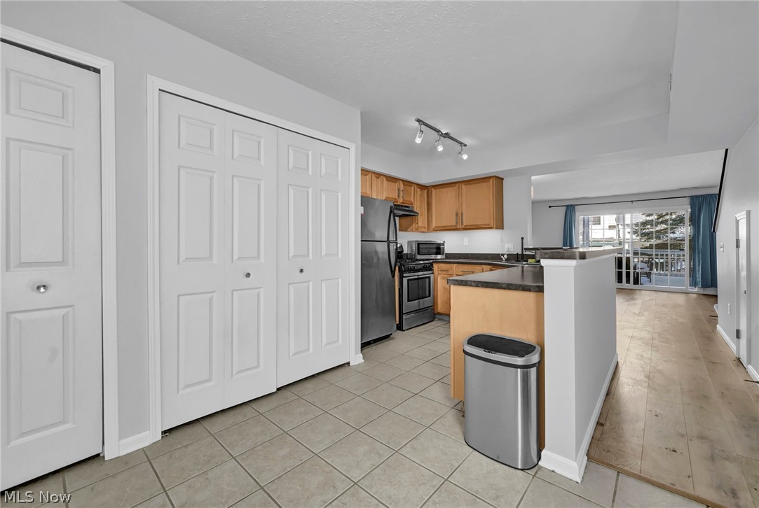 Crystal Lake Ph 02 - Residential