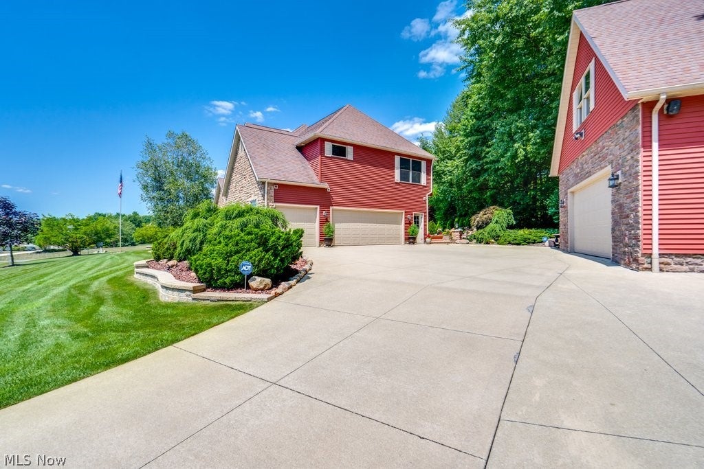 10225 Questa Court