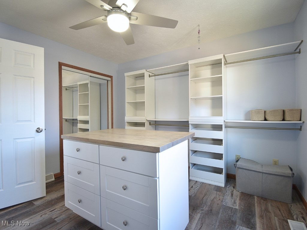 Douglas - Residential