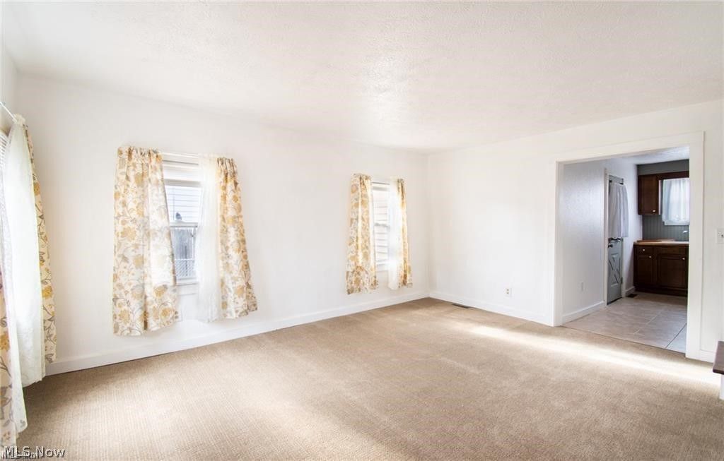 Photo of 416 N Cedar Avenue, Niles, OH 44446 (MLS # 5209266)