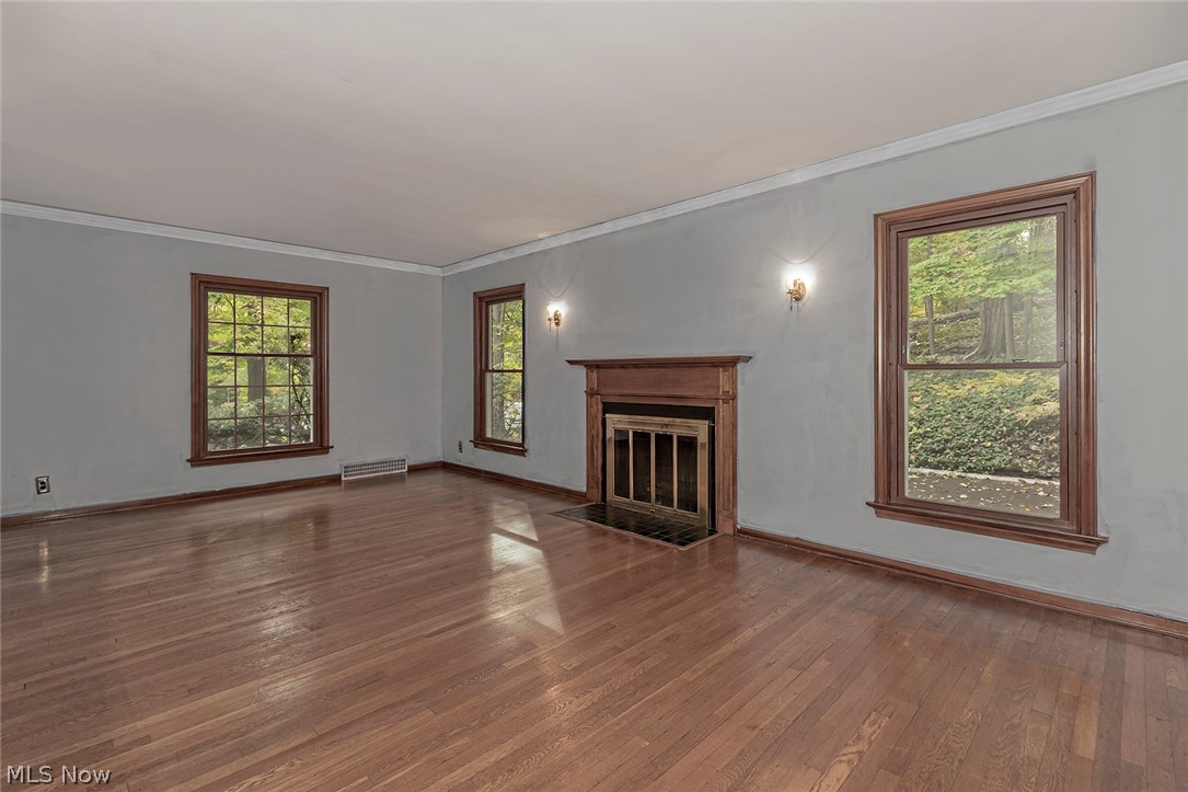 LH Heister Jr Inc Belvoir Woo - Residential