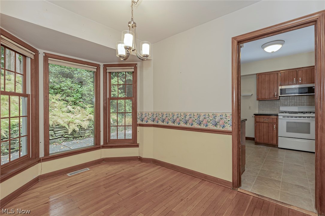 LH Heister Jr Inc Belvoir Woo - Residential