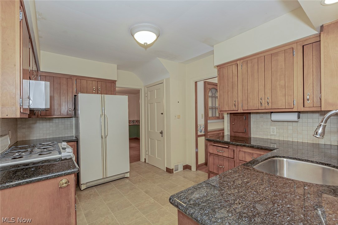 LH Heister Jr Inc Belvoir Woo - Residential