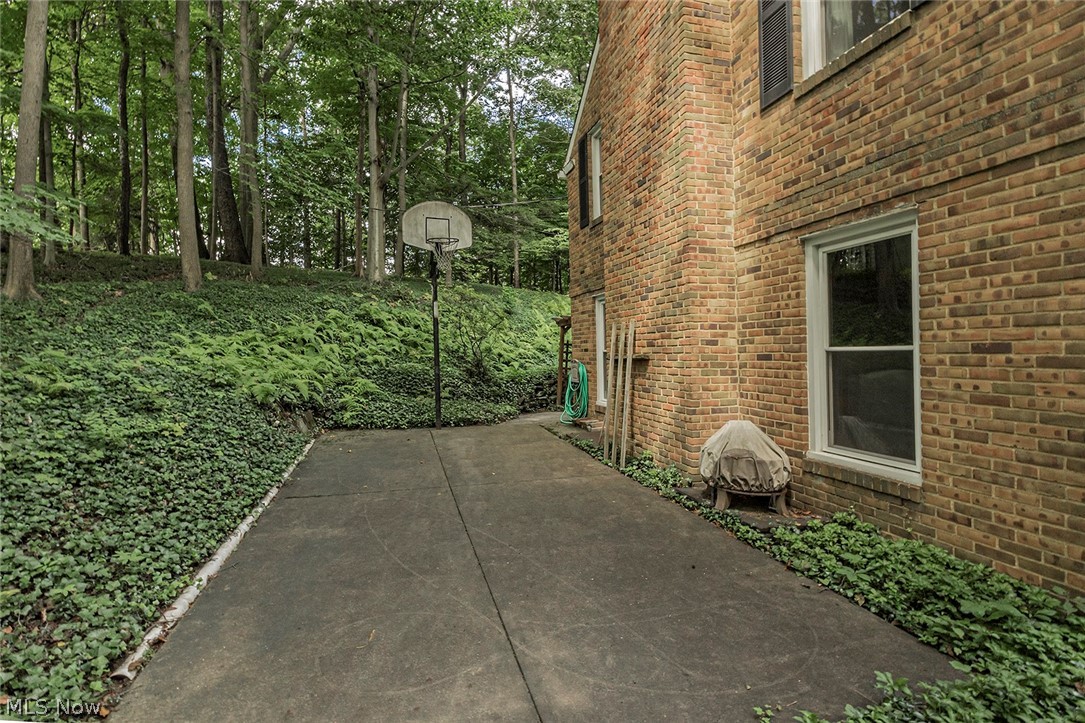 LH Heister Jr Inc Belvoir Woo - Residential