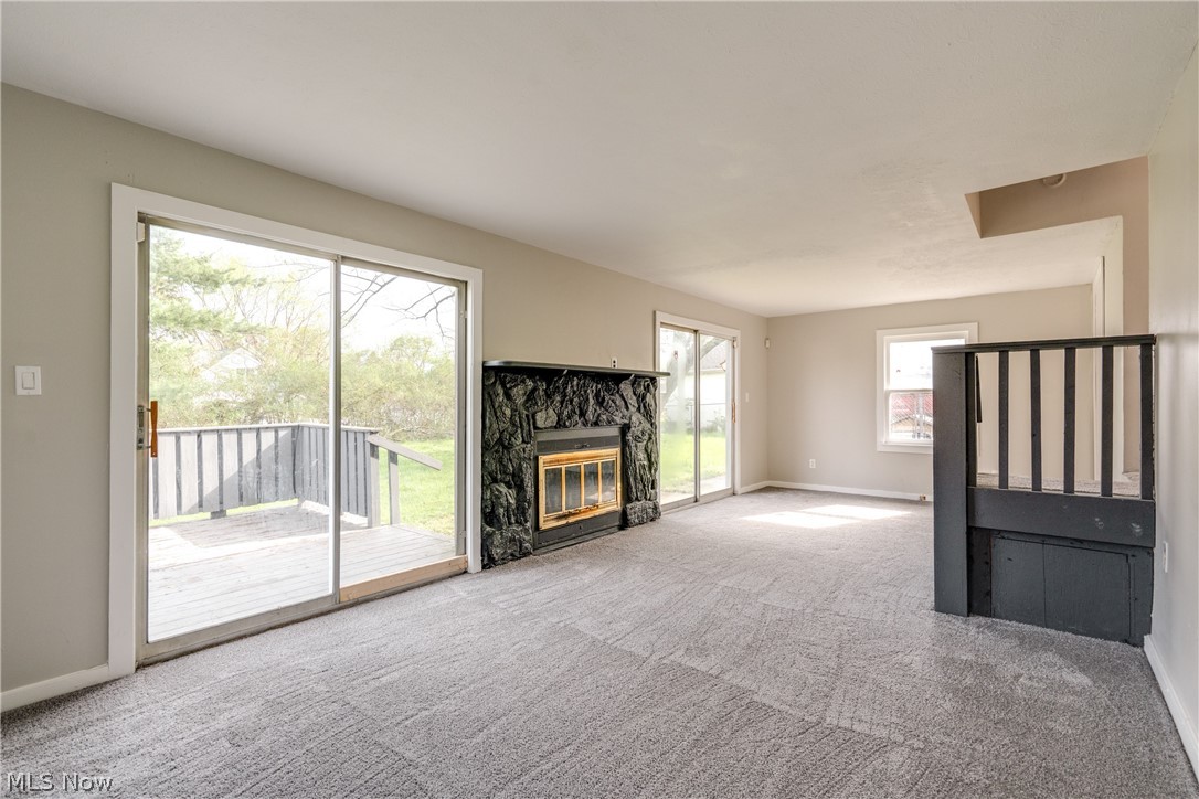 Joseph S Van De Boes Greenhur - Residential