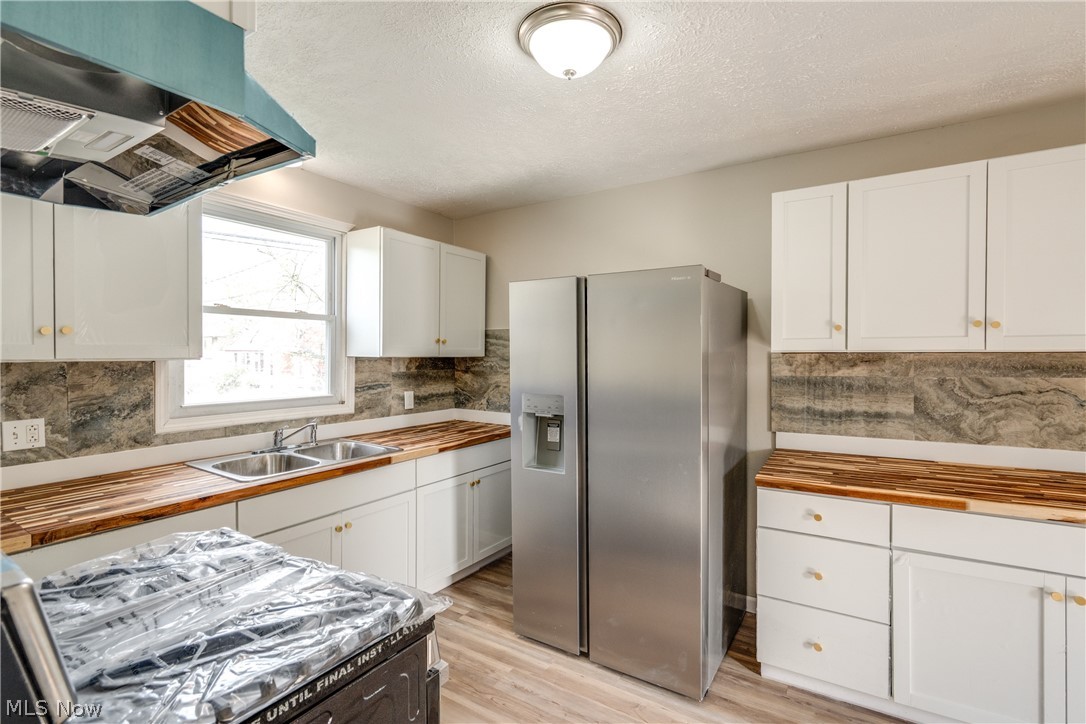 Joseph S Van De Boes Greenhur - Residential