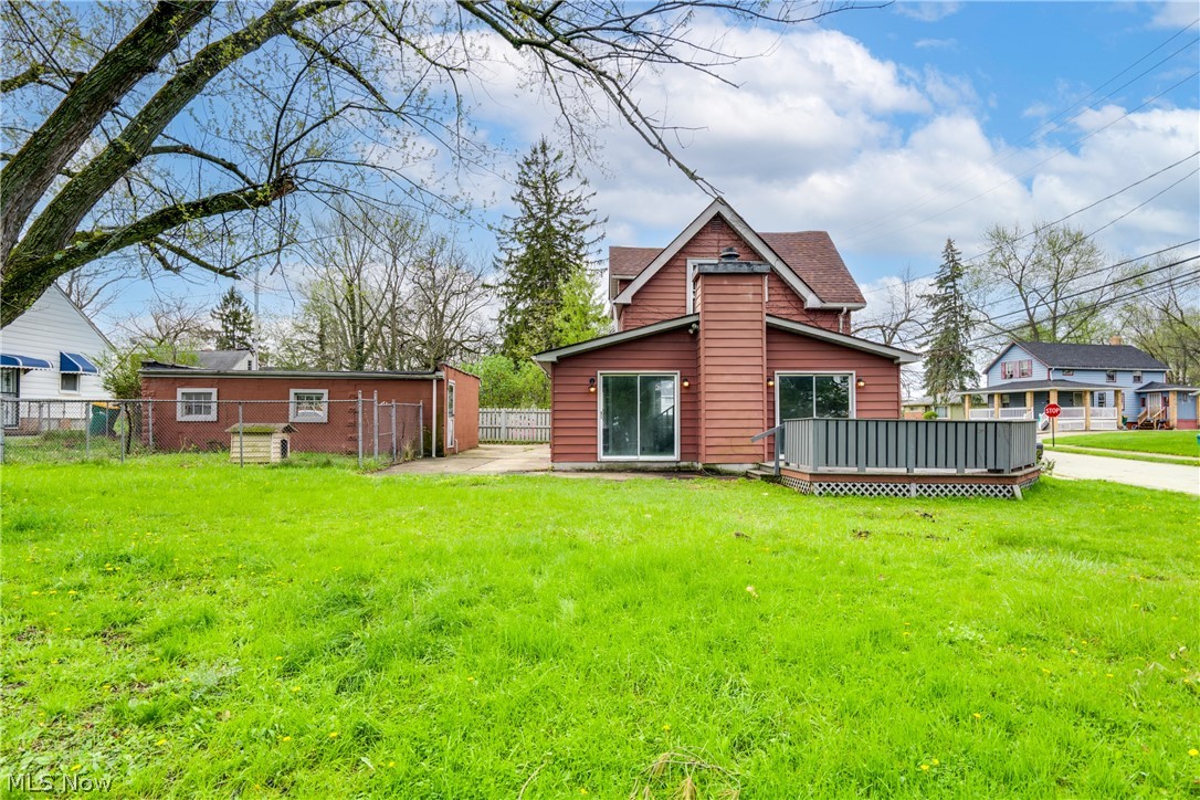 Joseph S Van De Boes Greenhur - Residential