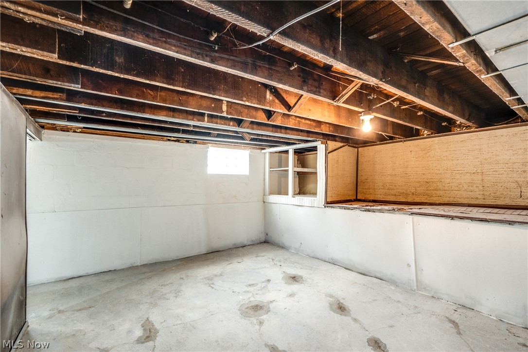 Joseph S Van De Boes Greenhur - Residential