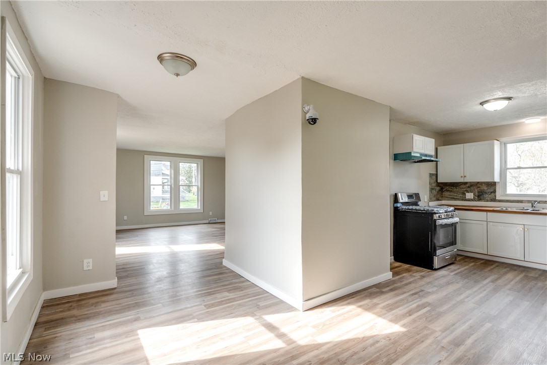 Joseph S Van De Boes Greenhur - Residential